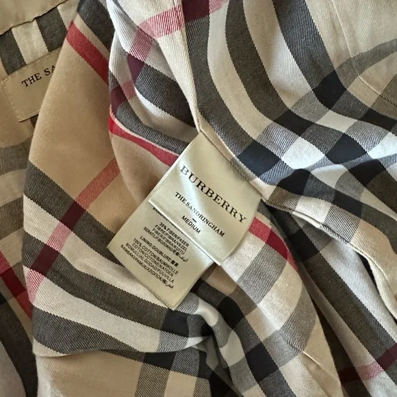 Burberry The Sandringham Double-Breasted Trench Coat US 4 - Picture 7 of 13